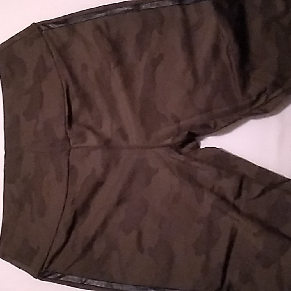 Cano leggings from white birch. XL